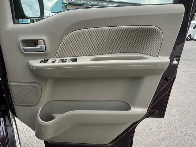 ＮＶ１００クリッパーリオ Ｇ　ハイルーフ　スマートキー　前後パワーウィンドウ　電格ミラー　衝突被害軽減ブレーキ　純正ナビ　ｂｌｕｅｔｏｏｔｈ　フルセグ　ＥＴＣ　プライバシーガラス　クリアランスソナー　両側電動スライドドア（41枚目）