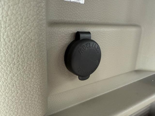 ＮＶ１００クリッパーリオ Ｇ　ハイルーフ　スマートキー　前後パワーウィンドウ　電格ミラー　衝突被害軽減ブレーキ　純正ナビ　ｂｌｕｅｔｏｏｔｈ　フルセグ　ＥＴＣ　プライバシーガラス　クリアランスソナー　両側電動スライドドア（51枚目）