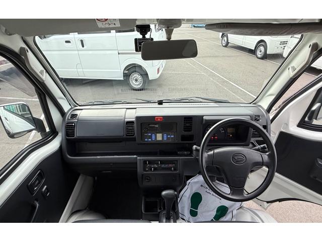 ハイゼットトラック 　中温冷凍車　機械式冷凍冷蔵車　キーレス　前パワーウィンドウ　両側スライドドア　ＥＴＣ　ドライブレコーダー　ハロゲンライト　記録簿　軽貨物　軽バン　商用バン　軽自動車（2枚目）