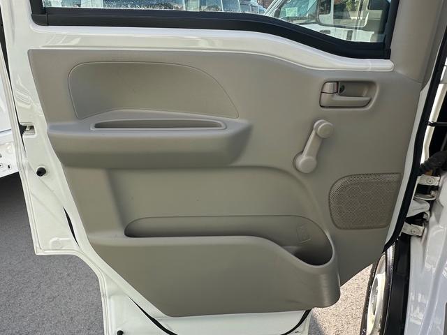 ＮＶ１００クリッパーバン ＤＸ　セーフティパッケージ　ハイルーフ　キーレス　５ＡＧＳ　２ｎｄ発進　プライバシーガラス　クリアランスソナー　ハロゲンライト　両側スライドドア　衝突被害軽減ブレーキ　軽貨物　軽バン　軽自動車（42枚目）