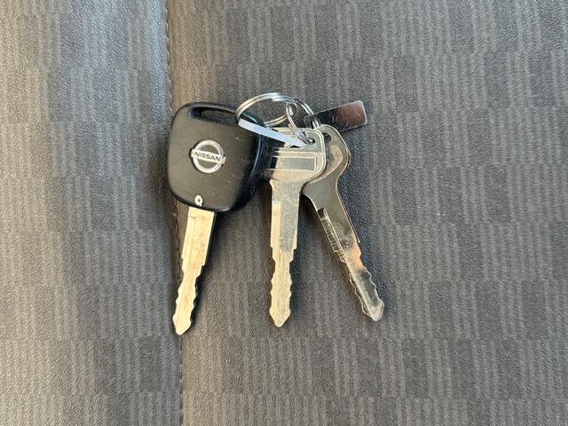 ＮＶ１００クリッパーバン ＤＸ　セーフティパッケージ　ハイルーフ　キーレス　５ＡＧＳ　２ｎｄ発進　プライバシーガラス　クリアランスソナー　ハロゲンライト　両側スライドドア　衝突被害軽減ブレーキ　軽貨物　軽バン　軽自動車（49枚目）