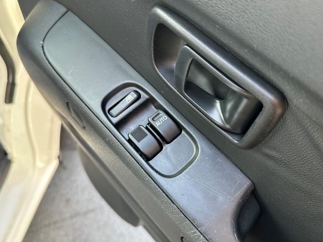 ハイゼットカーゴ ＤＸ　ＳＡＩＩＩ　ハイルーフ　キーレス　前パワーウィンドウ　スマートアシスト　衝突被害軽減ブレーキ　クリアランスソナー　両側スライドドア　ハロゲンライト　両側スライドドア　記録簿（7枚目）