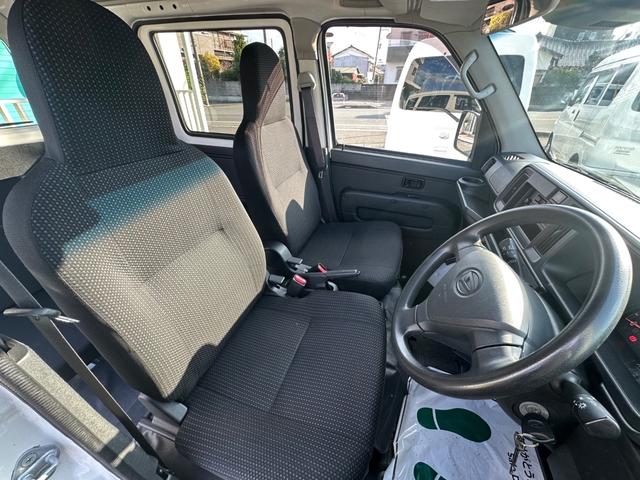 ハイゼットカーゴ ＤＸ　ＳＡＩＩＩ　ハイルーフ　キーレス　前パワーウィンドウ　スマートアシスト　衝突被害軽減ブレーキ　クリアランスソナー　両側スライドドア　ハロゲンライト　両側スライドドア　記録簿（38枚目）