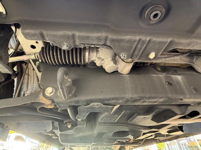 NV100クリッパーバン DX GLセーフティパッケージ ハイルーフ キーレス 前パワーウィンドウ 電格ミラー 社外ナビ ハロゲンライト 両側スライドドア 衝突被害軽減ブレーキ プライバシーガラス 軽貨物 軽バン(22枚目)