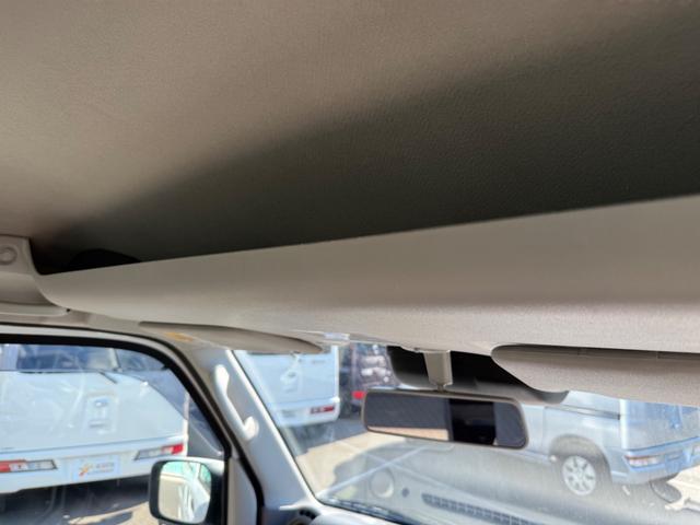 NV100クリッパーバン DX GLセーフティパッケージ ハイルーフ キーレス 前パワーウィンドウ 電格ミラー 社外ナビ ハロゲンライト 両側スライドドア 衝突被害軽減ブレーキ プライバシーガラス 軽貨物 軽バン(27枚目)