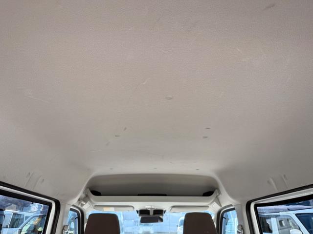 NV100クリッパーバン DX GLセーフティパッケージ ハイルーフ キーレス 前パワーウィンドウ 電格ミラー 社外ナビ ハロゲンライト 両側スライドドア 衝突被害軽減ブレーキ プライバシーガラス 軽貨物 軽バン(48枚目)