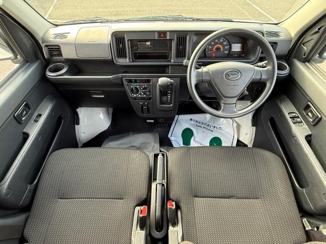 ハイゼットカーゴ ＤＸ　ＳＡＩＩＩ　ハイルーフ　キーレス　前パワーウィンドウ　衝突被害軽減ブレーキ　スマートアシスト　プライバシーガラス　クリアランスソナー　ハロゲンライト　両側スライドドア　軽貨物　軽バン（2枚目）