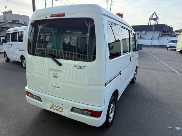 ハイゼットカーゴ ＤＸ　ＳＡＩＩＩ　ハイルーフ　キーレス　前パワーウィンドウ　衝突被害軽減ブレーキ　スマートアシスト　プライバシーガラス　クリアランスソナー　ハロゲンライト　両側スライドドア　軽貨物　軽バン（15枚目）