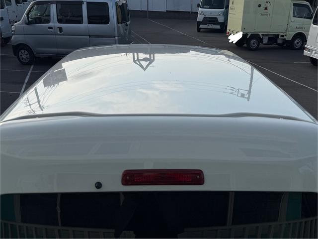 ハイゼットカーゴ ＤＸ　ＳＡＩＩＩ　ハイルーフ　キーレス　前パワーウィンドウ　衝突被害軽減ブレーキ　スマートアシスト　プライバシーガラス　クリアランスソナー　ハロゲンライト　両側スライドドア　軽貨物　軽バン（19枚目）