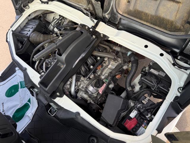 ハイゼットカーゴ ＤＸ　ＳＡＩＩＩ　ハイルーフ　キーレス　前パワーウィンドウ　衝突被害軽減ブレーキ　スマートアシスト　プライバシーガラス　クリアランスソナー　ハロゲンライト　両側スライドドア　軽貨物　軽バン（20枚目）