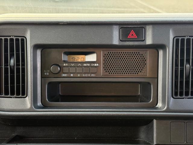 ハイゼットカーゴ ＤＸ　ＳＡＩＩＩ　ハイルーフ　キーレス　前パワーウィンドウ　衝突被害軽減ブレーキ　スマートアシスト　プライバシーガラス　クリアランスソナー　ハロゲンライト　両側スライドドア　軽貨物　軽バン（30枚目）