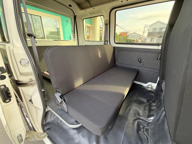 ハイゼットカーゴ ＤＸ　ＳＡＩＩＩ　ハイルーフ　キーレス　前パワーウィンドウ　衝突被害軽減ブレーキ　スマートアシスト　プライバシーガラス　クリアランスソナー　ハロゲンライト　両側スライドドア　軽貨物　軽バン（40枚目）