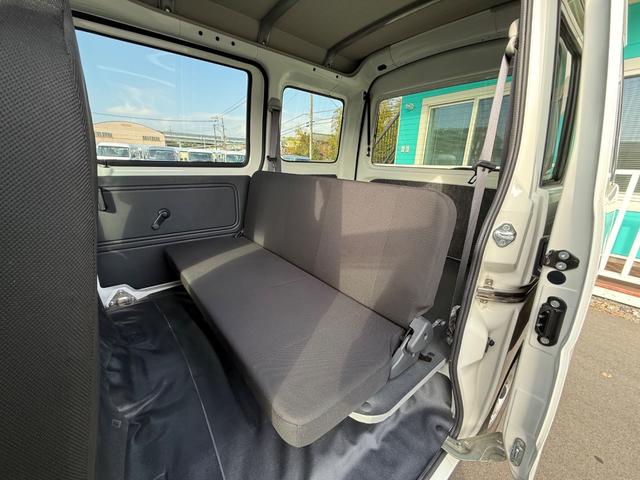 ハイゼットカーゴ ＤＸ　ＳＡＩＩＩ　ハイルーフ　キーレス　前パワーウィンドウ　衝突被害軽減ブレーキ　スマートアシスト　プライバシーガラス　クリアランスソナー　ハロゲンライト　両側スライドドア　軽貨物　軽バン（41枚目）
