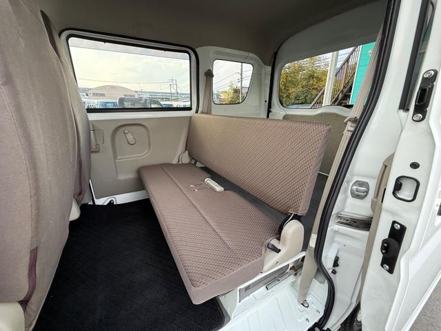 NV100クリッパーバン DX GLセーフティパッケージ ハイルーフ キーレス 前パワーウィンドウ 電格ミラー ナビ Bluetooth バックカメラ ETC 衝突被害軽減ブレーキ プライバシーガラス クリアランスソナー 両側スライドドア 軽貨物 軽バン(41枚目)