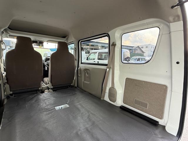 NV100クリッパーバン DX GLセーフティパッケージ ハイルーフ キーレス 前パワーウィンドウ 電格ミラー ナビ Bluetooth バックカメラ ETC 衝突被害軽減ブレーキ プライバシーガラス クリアランスソナー 両側スライドドア 軽貨物 軽バン(44枚目)