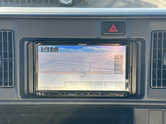 ハイゼットカーゴ クルーズSAIII ハイルーフ キーレス 前パワーウィンドウ 衝突被害軽減ブレーキ スマートアシスト 社外ナビ バックカメラ ドライブレコーダー プライバシーガラス 両側スライドドア クリアランスソナー 記録簿(5枚目)