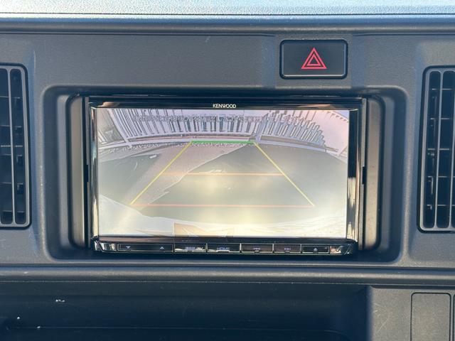 ハイゼットカーゴ クルーズSAIII ハイルーフ キーレス 前パワーウィンドウ 衝突被害軽減ブレーキ スマートアシスト 社外ナビ バックカメラ ドライブレコーダー プライバシーガラス 両側スライドドア クリアランスソナー 記録簿(6枚目)
