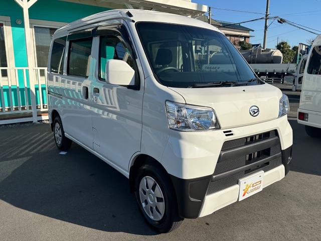 ハイゼットカーゴ クルーズSAIII ハイルーフ キーレス 前パワーウィンドウ 衝突被害軽減ブレーキ スマートアシスト 社外ナビ バックカメラ ドライブレコーダー プライバシーガラス 両側スライドドア クリアランスソナー 記録簿(13枚目)