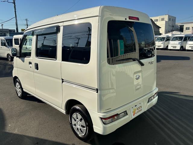 ハイゼットカーゴ クルーズSAIII ハイルーフ キーレス 前パワーウィンドウ 衝突被害軽減ブレーキ スマートアシスト 社外ナビ バックカメラ ドライブレコーダー プライバシーガラス 両側スライドドア クリアランスソナー 記録簿(18枚目)