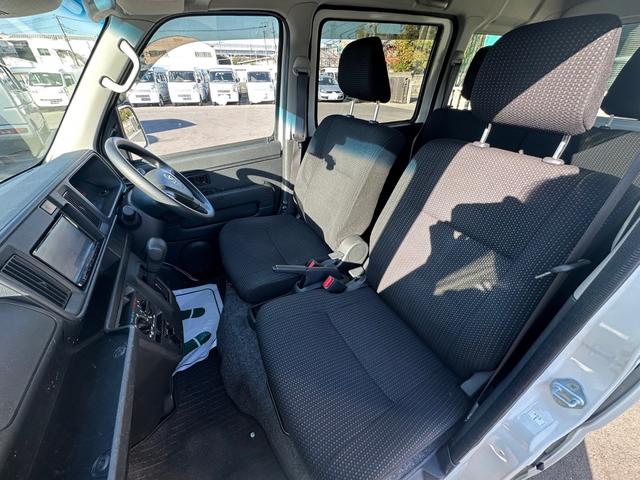 ハイゼットカーゴ クルーズSAIII ハイルーフ キーレス 前パワーウィンドウ 衝突被害軽減ブレーキ スマートアシスト 社外ナビ バックカメラ ドライブレコーダー プライバシーガラス 両側スライドドア クリアランスソナー 記録簿(39枚目)