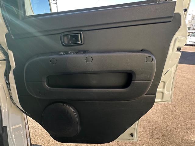 ハイゼットカーゴ クルーズSAIII ハイルーフ キーレス 前パワーウィンドウ 衝突被害軽減ブレーキ スマートアシスト 社外ナビ バックカメラ ドライブレコーダー プライバシーガラス 両側スライドドア クリアランスソナー 記録簿(42枚目)