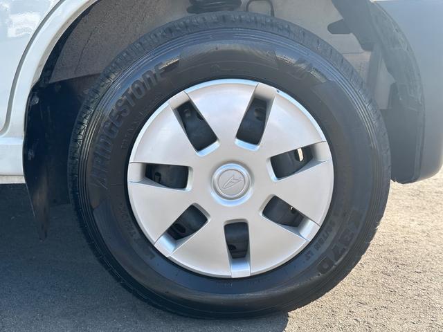 ハイゼットカーゴ クルーズSAIII ハイルーフ キーレス 前パワーウィンドウ 衝突被害軽減ブレーキ スマートアシスト 社外ナビ バックカメラ ドライブレコーダー プライバシーガラス 両側スライドドア クリアランスソナー 記録簿(55枚目)