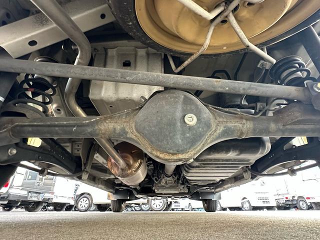 エブリイ ＰＣ　ハイルーフ　キーレス　前パワーウィンドウ　プライバシーガラス　社外ナビ　ハロゲンライト　両側スライドドア　記録簿　軽自動車　軽貨物　軽バン（22枚目）