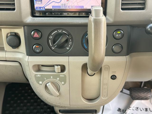 エブリイ ＰＣ　ハイルーフ　キーレス　前パワーウィンドウ　プライバシーガラス　社外ナビ　ハロゲンライト　両側スライドドア　記録簿　軽自動車　軽貨物　軽バン（27枚目）