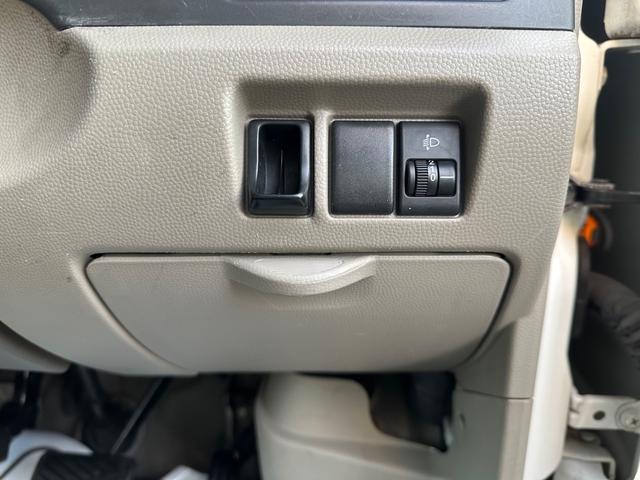 エブリイ ＰＣ　ハイルーフ　キーレス　前パワーウィンドウ　プライバシーガラス　社外ナビ　ハロゲンライト　両側スライドドア　記録簿　軽自動車　軽貨物　軽バン（32枚目）