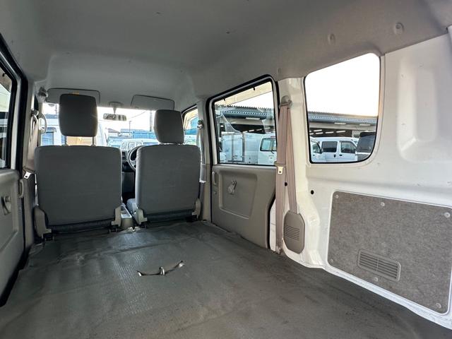 エブリイ ＰＣ　ハイルーフ　キーレス　前パワーウィンドウ　プライバシーガラス　社外ナビ　ハロゲンライト　両側スライドドア　記録簿　軽自動車　軽貨物　軽バン（40枚目）