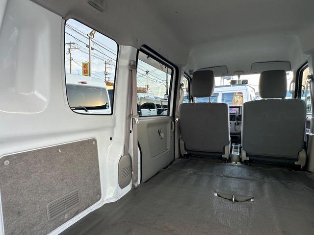 エブリイ ＰＣ　ハイルーフ　キーレス　前パワーウィンドウ　プライバシーガラス　社外ナビ　ハロゲンライト　両側スライドドア　記録簿　軽自動車　軽貨物　軽バン（41枚目）