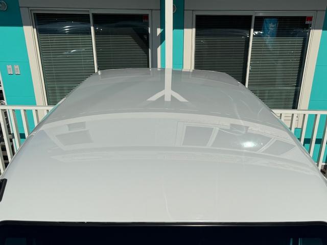 ハイゼットカーゴ DX SAIII ハイルーフ キーレス 前パワーウィンドウ 衝突被害軽減ブレーキ スマートアシスト ハロゲンライト プライバシーガラス 両側スライドドア ハロゲンライト(18枚目)