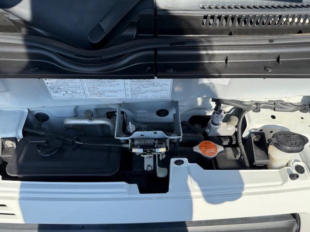 ハイゼットカーゴ DX SAIII ハイルーフ キーレス 前パワーウィンドウ 衝突被害軽減ブレーキ スマートアシスト ハロゲンライト プライバシーガラス 両側スライドドア ハロゲンライト(21枚目)