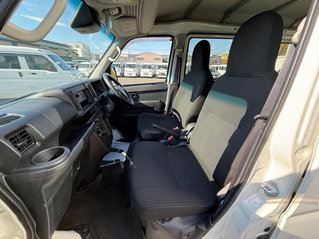 ハイゼットカーゴ DX SAIII ハイルーフ キーレス 前パワーウィンドウ 衝突被害軽減ブレーキ スマートアシスト ハロゲンライト プライバシーガラス 両側スライドドア ハロゲンライト(39枚目)