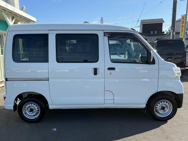 ハイゼットカーゴ DX SAIII ハイルーフ キーレス 前パワーウィンドウ 衝突被害軽減ブレーキ スマートアシスト プライバシーガラス ハロゲンライト 両側スライドドア 軽貨物 軽バン 軽自動車(12枚目)