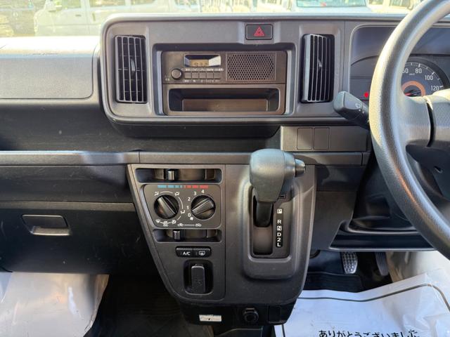 ハイゼットカーゴ DX SAIII ハイルーフ キーレス 前パワーウィンドウ 衝突被害軽減ブレーキ スマートアシスト プライバシーガラス ハロゲンライト 両側スライドドア 軽貨物 軽バン 軽自動車(27枚目)