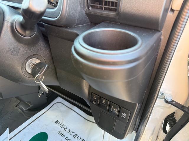 ハイゼットカーゴ DX SAIII ハイルーフ キーレス 前パワーウィンドウ 衝突被害軽減ブレーキ スマートアシスト プライバシーガラス ハロゲンライト 両側スライドドア 軽貨物 軽バン 軽自動車(33枚目)