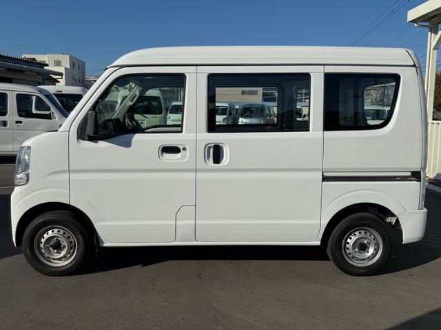 エブリイ ＰＡ　セーフティーパッケージ　ハイルーフ　５ＡＧＳ　２ｎｄ発進　社外ナビ　バックカメラ　衝突被害軽減ブレーキ　ハロゲンライト　両側スライドドア　クリアランスソナー　軽貨物　軽自動車　軽バン（14枚目）