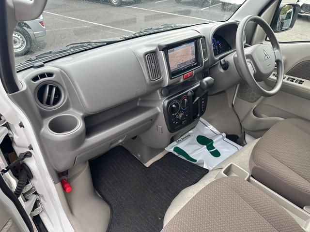 ミニキャブバン ブラボーターボ　ハイルーフ　キーレス　前後パワーウィンドウ　電格ミラー　衝突被害軽減ブレーキ　ＥＴＣ　社外ナビ　Ｂｌｕｅｔｏｏｔｈ　ハロゲンライト　プライバシーガラス　記録簿（25枚目）