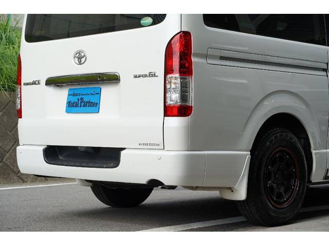 ハイエースバン スーパーＧＬ　ダークプライム　４ＷＤ／寒冷地仕様／３．０００ｃｃ／ディーゼルターボ／純正ＬＥＤヘッドライトユニット／純正コーナーセンサー／スマートキー２個／プッシュスタート／ナビ／ブルートゥース／地デジ／バックカメラ／ＥＴＣ／（8枚目）