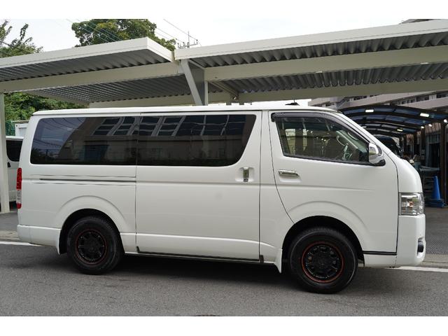 ハイエースバン スーパーＧＬ　ダークプライム　４ＷＤ／寒冷地仕様／３．０００ｃｃ／ディーゼルターボ／純正ＬＥＤヘッドライトユニット／純正コーナーセンサー／スマートキー２個／プッシュスタート／ナビ／ブルートゥース／地デジ／バックカメラ／ＥＴＣ／（44枚目）