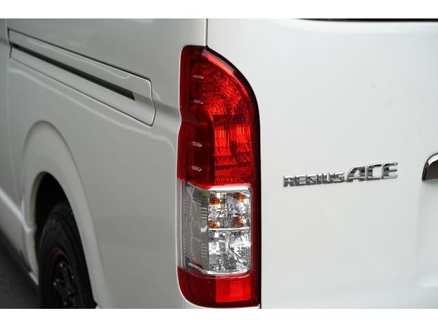 ハイエースバン スーパーＧＬ　ダークプライム　４ＷＤ／寒冷地仕様／３．０００ｃｃ／ディーゼルターボ／純正ＬＥＤヘッドライトユニット／純正コーナーセンサー／スマートキー２個／プッシュスタート／ナビ／ブルートゥース／地デジ／バックカメラ／ＥＴＣ／（53枚目）