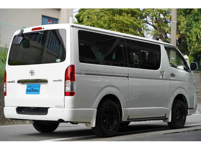 ハイエースバン スーパーＧＬ　ダークプライム　４ＷＤ／寒冷地仕様／３．０００ｃｃ／ディーゼルターボ／純正ＬＥＤヘッドライトユニット／純正コーナーセンサー／スマートキー２個／プッシュスタート／ナビ／ブルートゥース／地デジ／バックカメラ／ＥＴＣ／（55枚目）