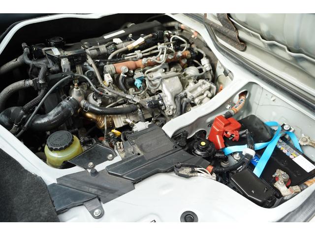 ハイエースバン スーパーＧＬ　ダークプライム　４ＷＤ／寒冷地仕様／３．０００ｃｃ／ディーゼルターボ／純正ＬＥＤヘッドライトユニット／純正コーナーセンサー／スマートキー２個／プッシュスタート／ナビ／ブルートゥース／地デジ／バックカメラ／ＥＴＣ／（57枚目）