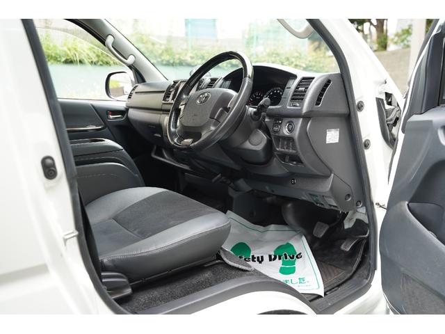 ハイエースバン スーパーＧＬ　ダークプライム　４ＷＤ／寒冷地仕様／３．０００ｃｃ／ディーゼルターボ／純正ＬＥＤヘッドライトユニット／純正コーナーセンサー／スマートキー２個／プッシュスタート／ナビ／ブルートゥース／地デジ／バックカメラ／ＥＴＣ／（67枚目）