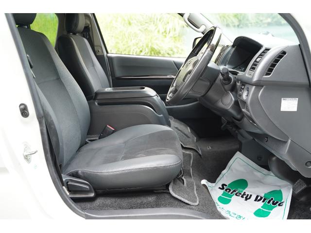 ハイエースバン スーパーＧＬ　ダークプライム　４ＷＤ／寒冷地仕様／３．０００ｃｃ／ディーゼルターボ／純正ＬＥＤヘッドライトユニット／純正コーナーセンサー／スマートキー２個／プッシュスタート／ナビ／ブルートゥース／地デジ／バックカメラ／ＥＴＣ／（68枚目）