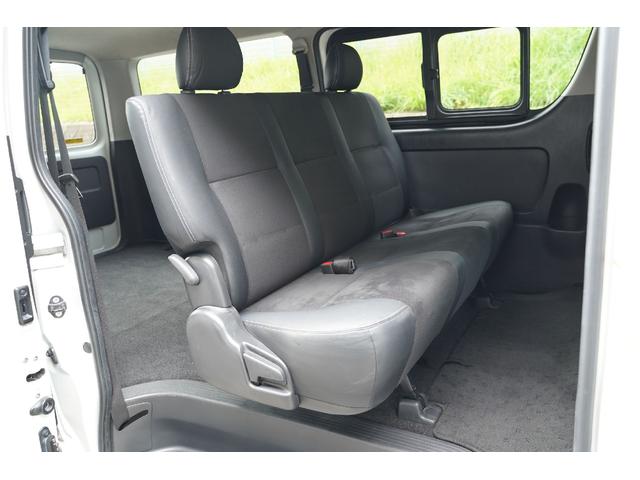 ハイエースバン スーパーＧＬ　ダークプライム　４ＷＤ／寒冷地仕様／３．０００ｃｃ／ディーゼルターボ／純正ＬＥＤヘッドライトユニット／純正コーナーセンサー／スマートキー２個／プッシュスタート／ナビ／ブルートゥース／地デジ／バックカメラ／ＥＴＣ／（77枚目）