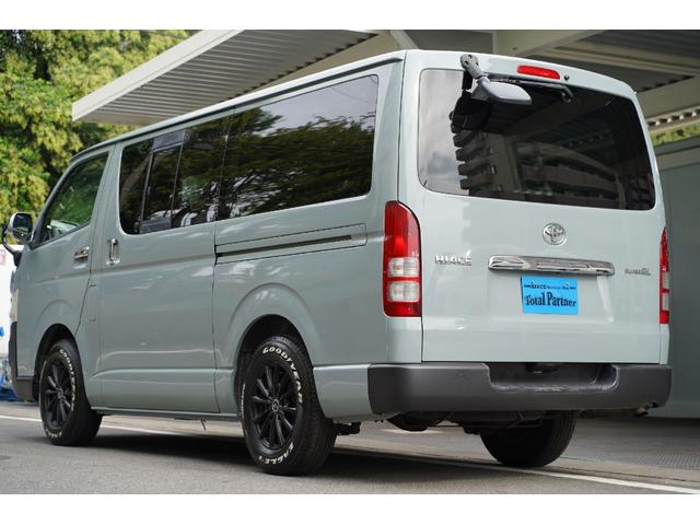 ハイエースバン ロングスーパーＧＬ　ディーゼルターボ／２．５００ｃｃ／塗替アースカラー／アーバンカーキ／社外１５インチＡＷ／ＧＯＯＤＹＥＡＲ製ホワイトレターバンタイヤ／１９５／８０Ｒ／１５／純正キーレス／Ｗエアーバック／１００Ｖ電源／（47枚目）