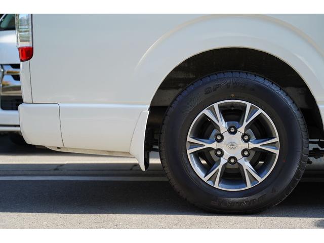 ハイエースバン スーパーＧＬ　ダークプライムＩＩ　ワンオーナー／４ＷＤ／２．８００ｃｃ／６速ＡＴ／ディーゼルターボ／記録簿有／両側電動スライドドア／ＴＳＳ装着車／ＬＤＡ装着車／純正ＬＥＤヘッドライト／Ｗエアーバック／ナビ／ブルートゥース／Ｂカメラ／（26枚目）