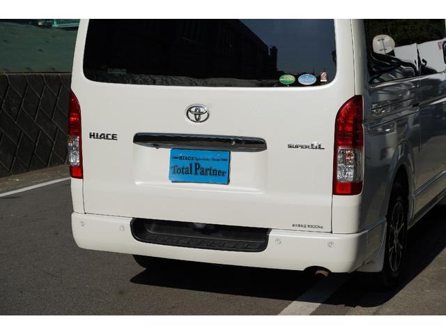ハイエースバン スーパーＧＬ　ダークプライムＩＩ　ワンオーナー／４ＷＤ／２．８００ｃｃ／６速ＡＴ／ディーゼルターボ／記録簿有／両側電動スライドドア／ＴＳＳ装着車／ＬＤＡ装着車／純正ＬＥＤヘッドライト／Ｗエアーバック／ナビ／ブルートゥース／Ｂカメラ／（50枚目）